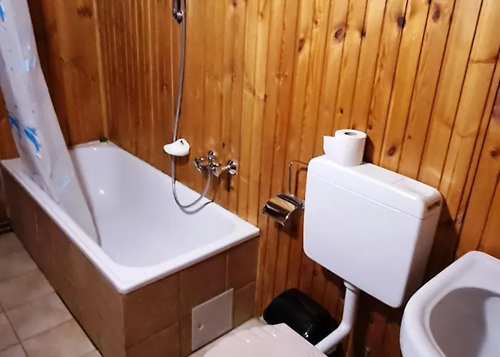 Weintraube Apartament *